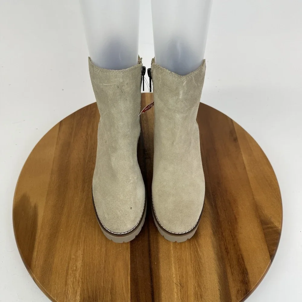 New‎ NWOB Womens Blondo Waterproof Dakota Beige Nubuck Platform Boots Size 6 M